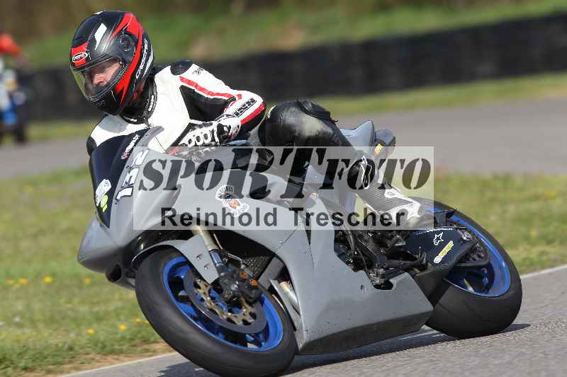 /Archiv-2023/06 10.04.2023 Moto Club Anneau du Rhin/Blanc-Novice/132